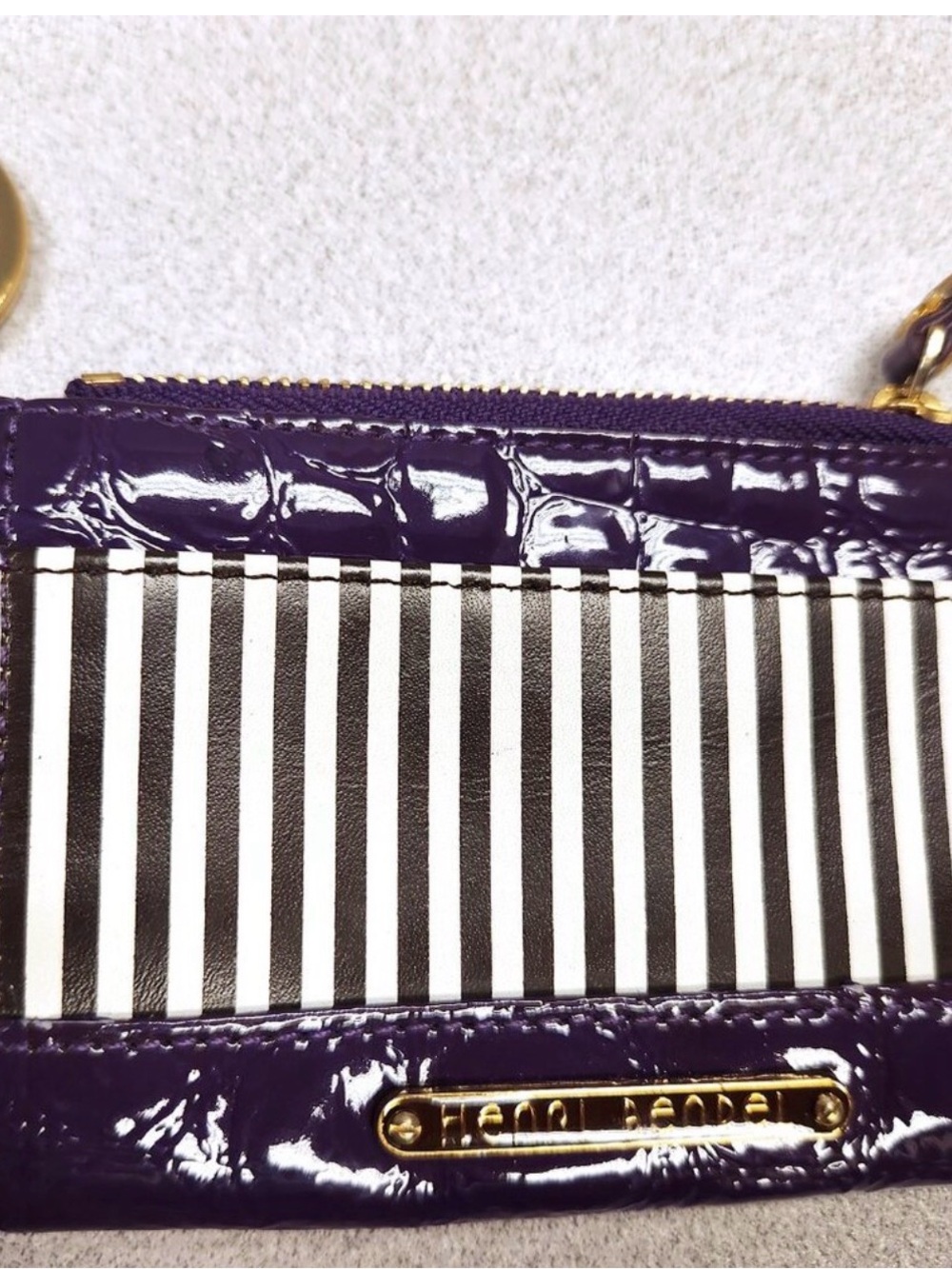 henri Bendel NY - Card Case - Key Chain - Purple Patent - EUC
